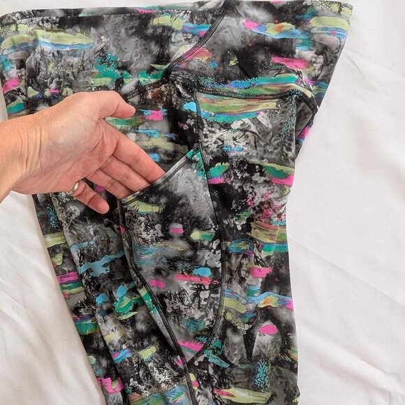 Lululemon Fast and Free High-Rise Tight 25 Pockets Women's 10 Paint Drift Multi - Picture 10 of 12